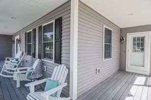 261 Oak St, Methuen, MA 01844 - Photo 3