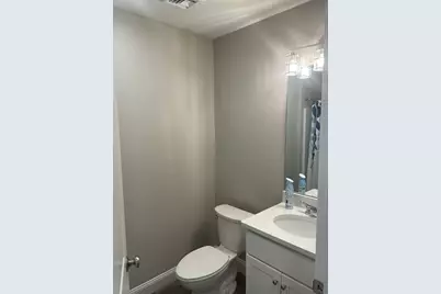 92- 102 Sagamore #101, Quincy, MA 02171 - Photo 5