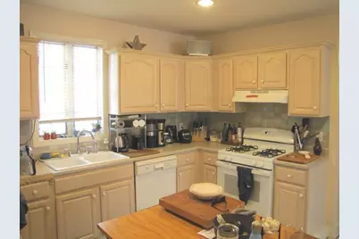 41 Cameron Ave #1, Somerville, MA 02144 - Photo 5