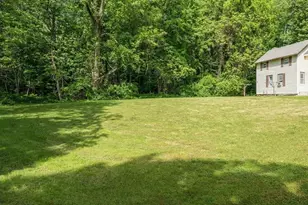 46 Chestnut St Pl, East Longmeadow, MA 01028 - Photo 5