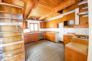 119 Buffam Rd, Pelham, MA 01002 - Photo 9