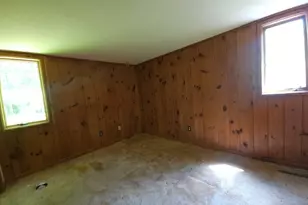 119 Buffam Rd, Pelham, MA 01002 - Photo 15