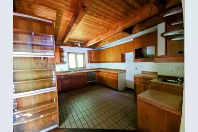 119 Buffam Rd, Pelham, MA 01002 - Photo 11