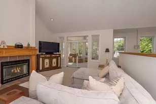 14 Rosewood Dr, Haverhill, MA 01832 - Photo 9