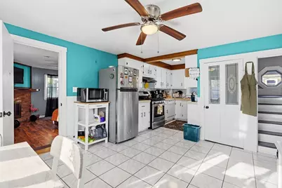 67 Hope St, Acushnet, MA 02743 - Photo 9