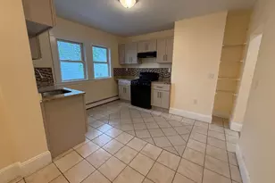 11 Dalrymple St, Boston, MA 02130 - Photo 9