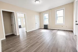 8 Marble St, Haverhill, MA 01832 - Photo 5