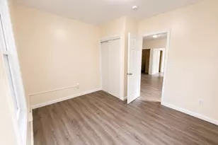 8 Marble St, Haverhill, MA 01832 - Photo 9
