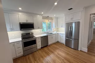 67 Walnut St, Watertown, MA 02472 - Photo 3