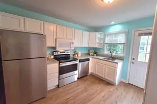 13 Dexter St, North Attleboro, MA 02760 - Photo 3