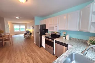 13 Dexter St, North Attleboro, MA 02760 - Photo 5