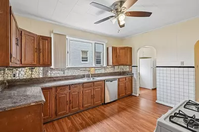 154 Glen St #2, Somerville, MA 02145 - Photo 13