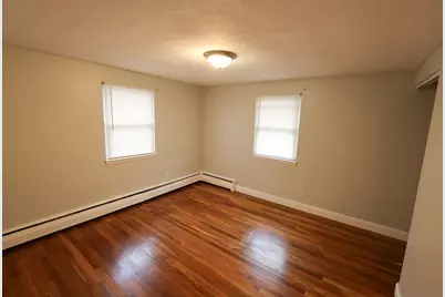 18 Essex Street #3, Quincy, MA 02171 - Photo 5