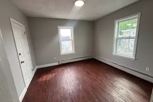6 Dalton, Lowell, MA 01850 - Photo 5