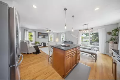 11 Macarthur Blvd #B, Danvers, MA 01923 - Photo 7