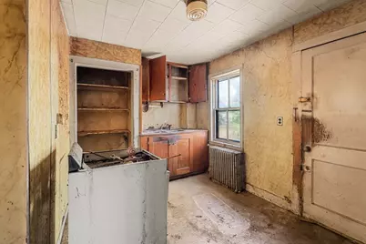 10 Pinkham Street, Lynn, MA 01902 - Photo 7