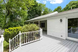 24 Oak Ave, Leominster, MA 01453 - Photo 7