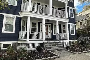 18 Hewlett St, Boston, MA 02131 - Photo 13