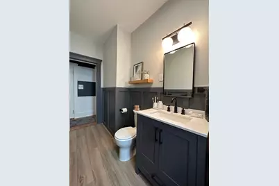 18 Hewlett Street #1, Boston, MA 02131 - Photo 9