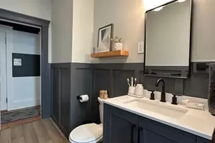 18 Hewlett St, Boston, MA 02131 - Photo 9