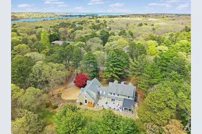 44 Tiffany Dr, Oak Bluffs, MA 02557 - Photo 15