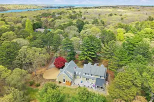 44 Tiffany Dr, Oak Bluffs, MA 02557 - Photo 15
