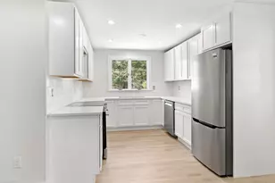 44 Tiffany Dr, Oak Bluffs, MA 02557 - Photo 11