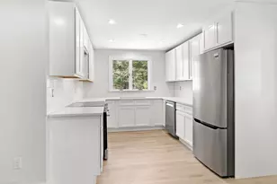 44 Tiffany Dr, Oak Bluffs, MA 02557 - Photo 11
