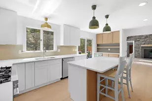 44 Tiffany Dr, Oak Bluffs, MA 02557 - Photo 7