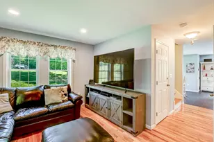 43 W Meadow Estates Dr, Townsend, MA 01474 - Photo 17