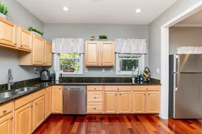 59 W 7th St #3, Boston, MA 02127 - Photo 1