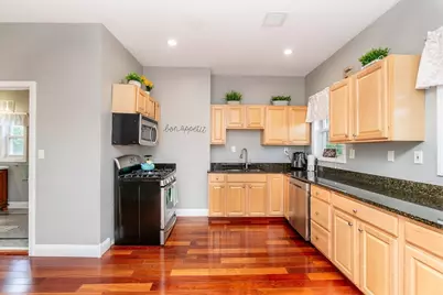 59 W 7th St #3, Boston, MA 02127 - Photo 3