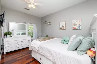 59 W 7th St #3, Boston, MA 02127 - Photo 15