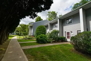 555 Russell St, Westfield, MA 01085 - Photo 1