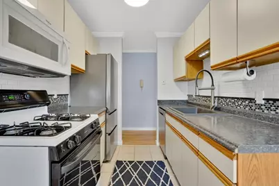 272 Regency Park Dr #272, Agawam, MA 01001 - Photo 7