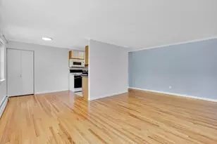 272 Regency Park Dr, Agawam, MA 01001 - Photo 11
