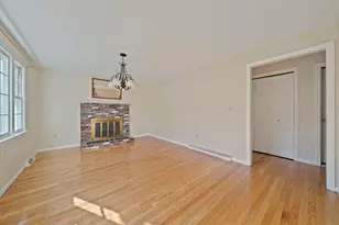 24 Pontiac Rd, Walpole, MA 02081 - Photo 11