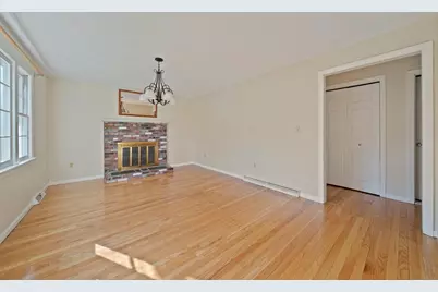 24 Pontiac Road, Walpole, MA 02081 - Photo 11