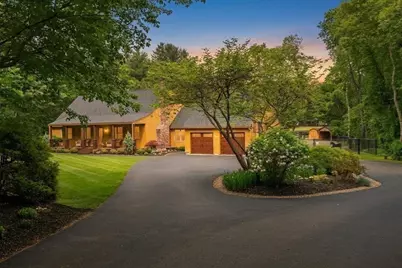 17 Leonard St, Lakeville, MA 02347 - Photo 3