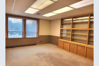 1372 Hancock St, 401, 402,403, Quincy, MA 02169 - Photo 7