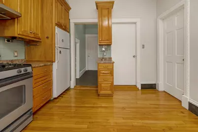 52 Barrett St #1, Malden, MA 02148 - Photo 7