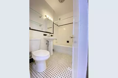 96 Naples Road #3, Brookline, MA 02446 - Photo 9
