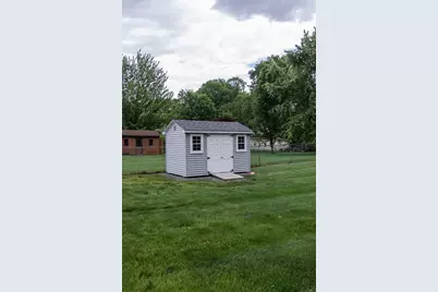 17 Hearthstone Ter, Chicopee, MA 01020 - Photo 3