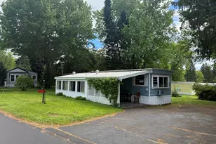 11 Willow Cir, Brimfield, MA 01010 - Photo 1