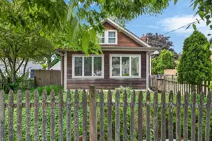 34 Bridge St, Fairhaven, MA 02719 - Photo 1