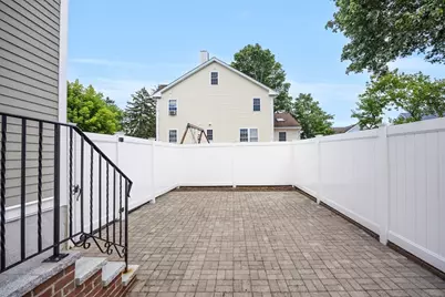 48 Spruce #1, Winchester, MA 01890 - Photo 27