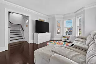 17 Estes, Everett, MA 02149 - Photo 9