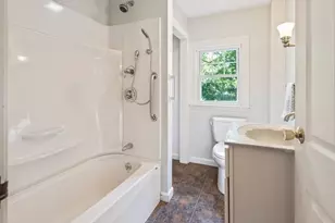 76 Robillard St, Gardner, MA 01440 - Photo 17