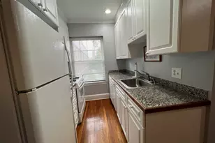 21 Bradlee Rd, Medford, MA 02155 - Photo 7