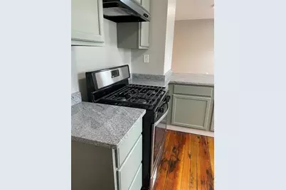 15 Daniels St #2, Medford, MA 02155 - Photo 3